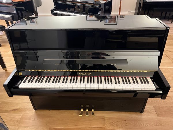 Waldstein EU112