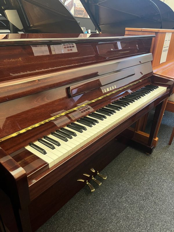 Yamaha P112 Silent